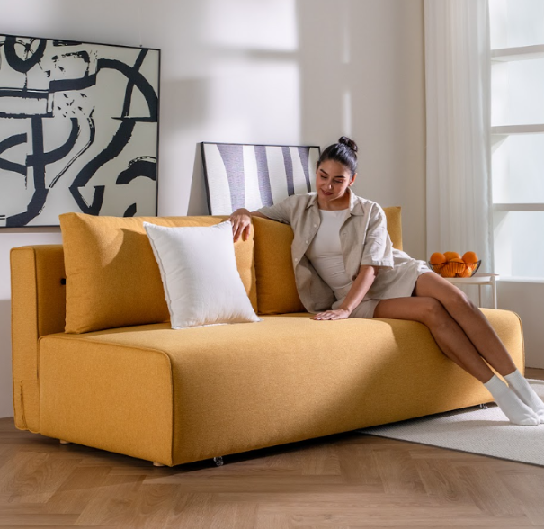 A Sofa Bed's Real Test Is the Fold, Not the Look
